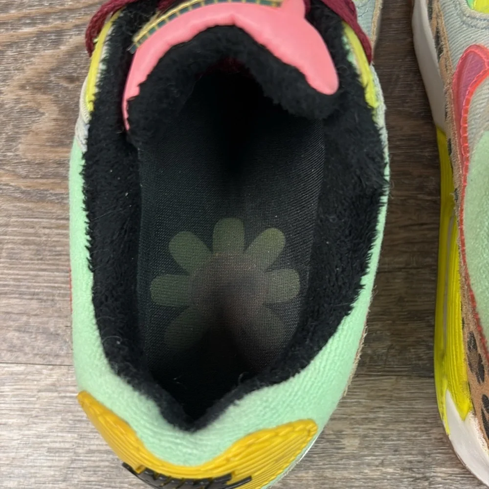 Nike Air Max 90 LX “90s Dancefloor Green” Sneakers – Women’s Size 6 *RARE* - Picture 7 of 10